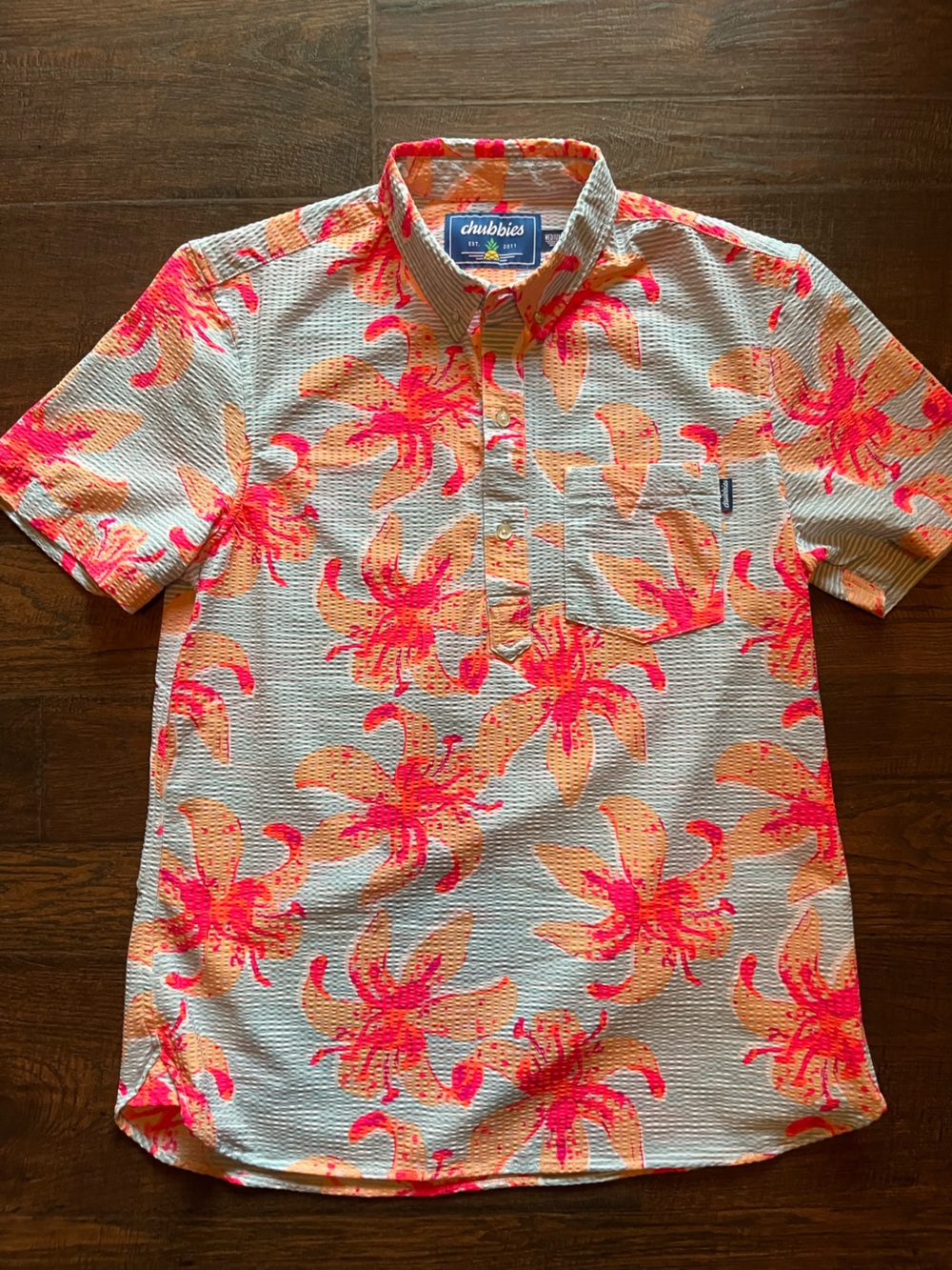 Chubbies Men’s Shirt Blue Bloom Slam Floral Seersucker Short Sleeve Popover
